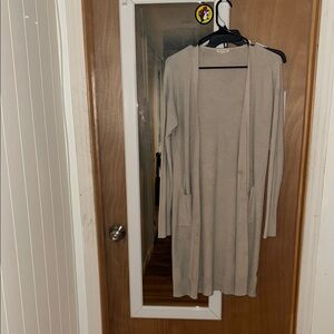 Tea n Rose Soft Beige Women's Cardigan